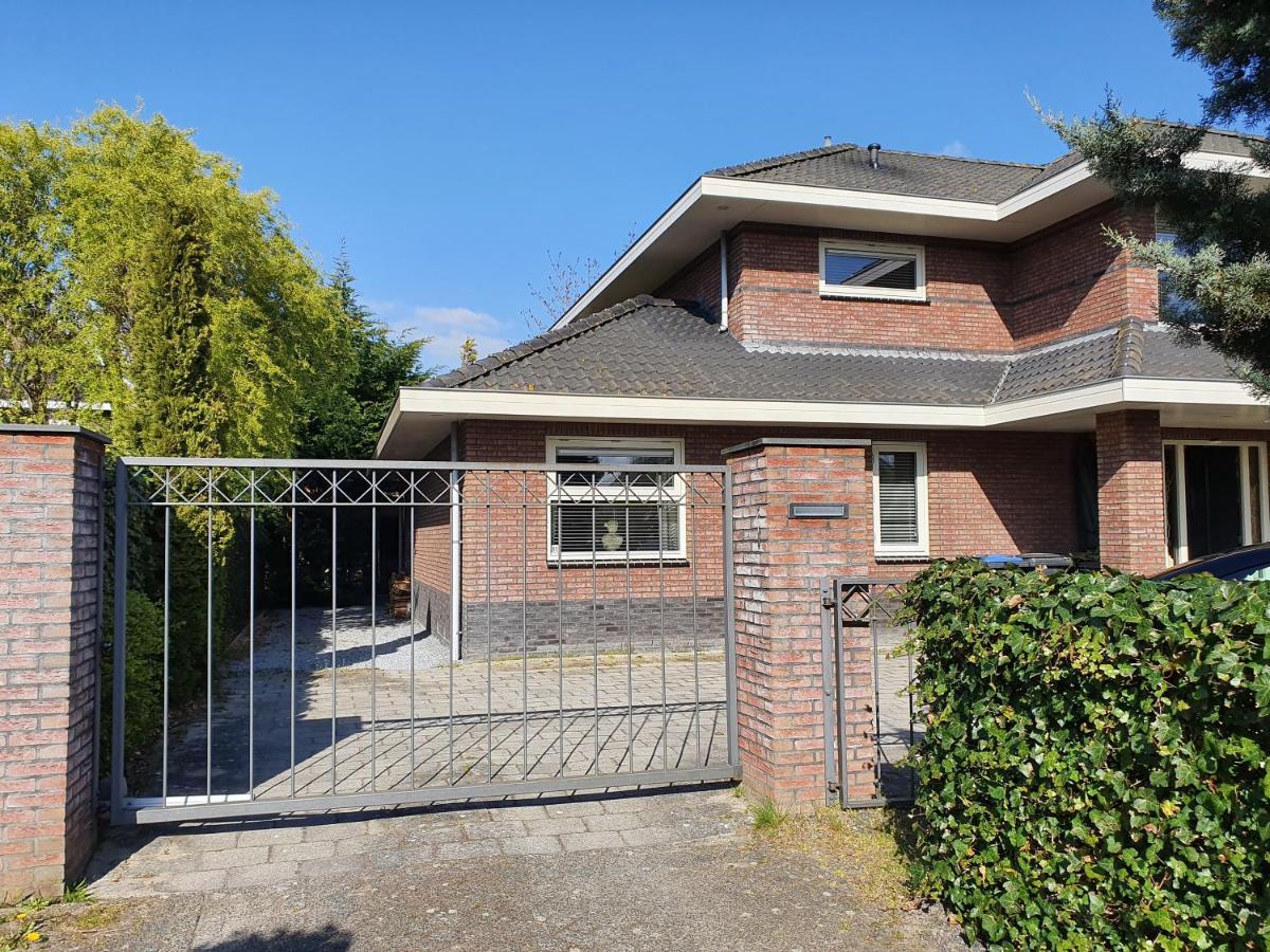 Casa Lely Bed & Breakfast Lelystad Exterior photo