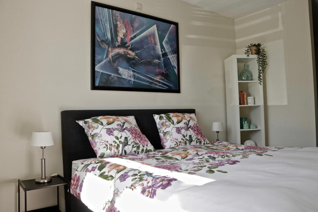 Casa Lely Bed & Breakfast Lelystad Exterior photo